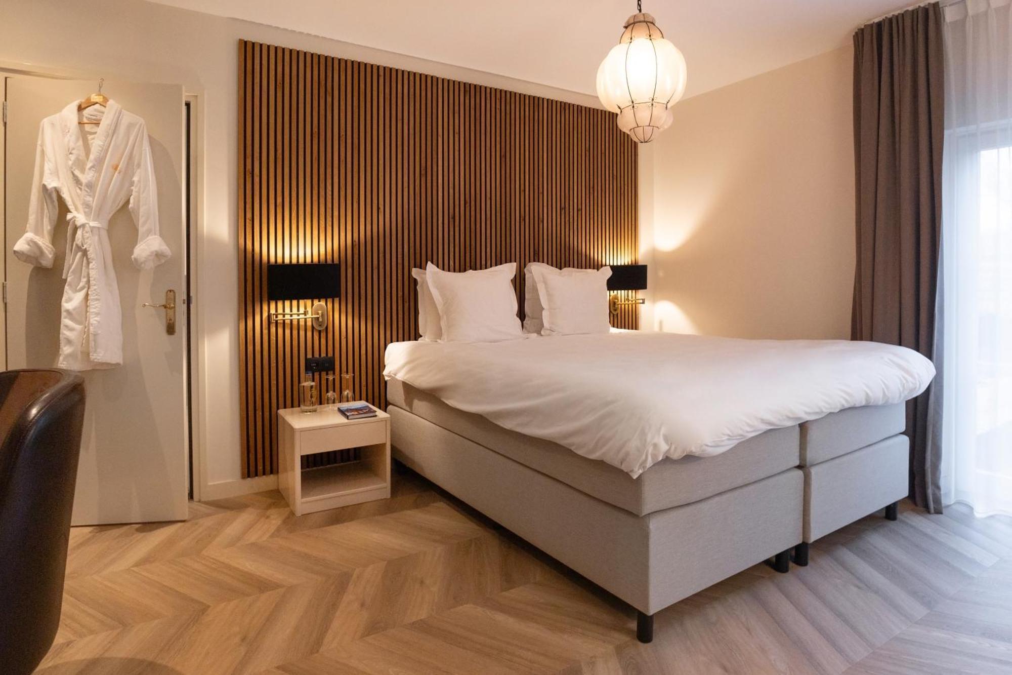 Landhuishotel De Bloemenbeek Де-Лютте Экстерьер фото
