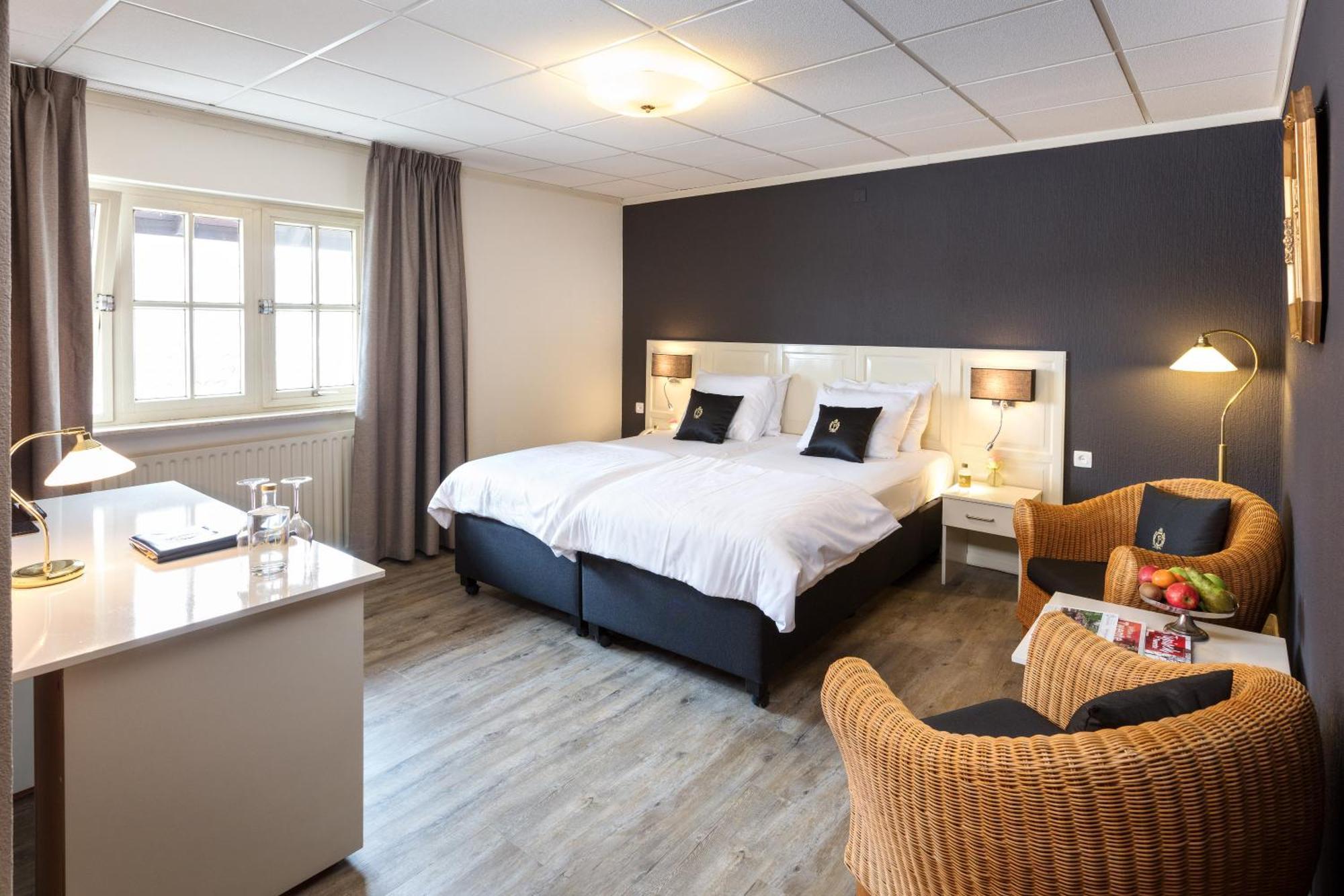 Landhuishotel De Bloemenbeek Де-Лютте Экстерьер фото
